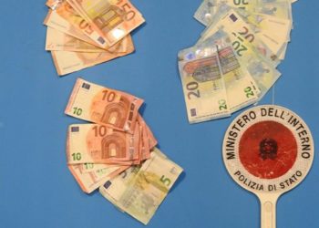 Augusta. Giovane rapina un supermercato e prova a scappare con il bottino, arrestato