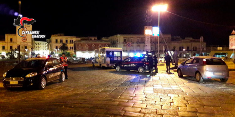 Siracusa, servizio coordinato dei Carabinieri: controllati oltre 70 veicoli ed elevate contravvenzioni per circa 9400 euro