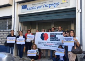 Sicilia, Anpal Servizi: sit-in dei lavoratori precari per chiedere la stabilizzazione