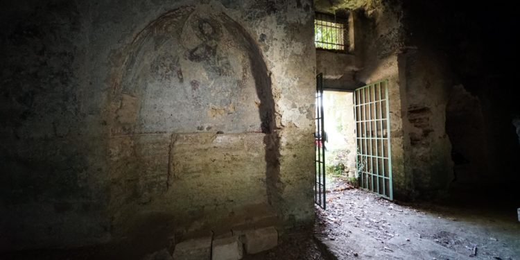 FAI e “i luoghi del cuore”, 10 mila euro per interventi alla Chiesa rupestre del Crocifisso di Lentini