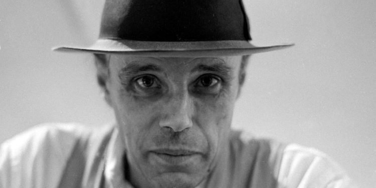 Siracusa. Due giornate per ricordare Joseph Beuys, il padre dell’ambientalismo contemporaneo