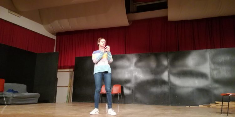 Canicattini Bagni. Apertura stagione teatrale, la compagnia “Il Sipario” torna con “Cabarettando”