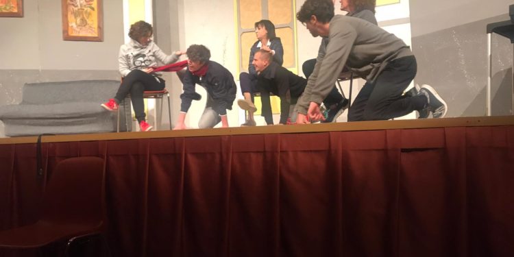 Canicattini Bagni. Apertura stagione teatrale, la compagnia “Il Sipario” torna con “Cabarettando”