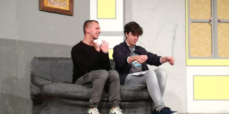 Canicattini Bagni. Apertura stagione teatrale, la compagnia “Il Sipario” torna con “Cabarettando”