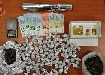 Lentini, deteneva 155 grammi di marijuana: 19enne arrestato dalla Polizia