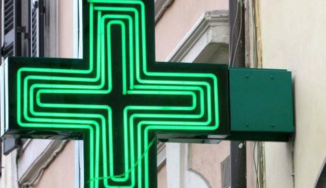 Lentini. Rapinatori fanno irruzione in una farmacia, malmenato il titolare