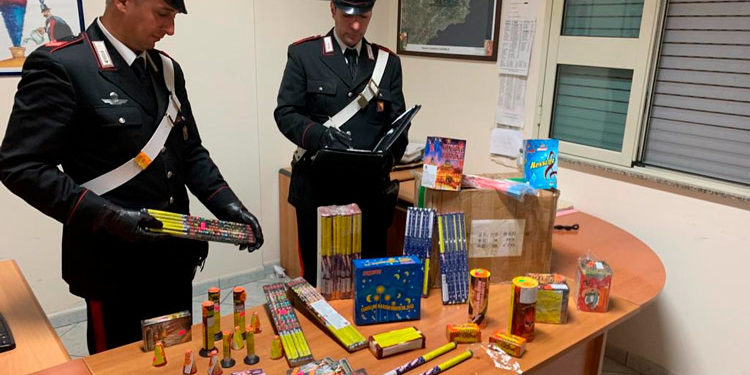 Siracusa, controlli ai venditori di botti di Capodanno: sequestrati 13kg di materiale pirotecnico