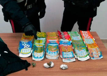 Lentini. Trovati con 120 gratta e vinci, un registratore di cassa e marijuana: tre denunciati