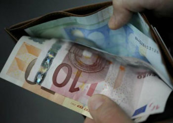 Augusta. Ruba portafogli al titolare del centro scommesse, beccato dalle telecamere