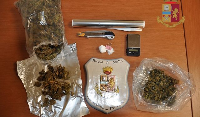 Lentini. Marijuana, cocaina e materiale per confezionare stupefacenti, arrestato un 33enne