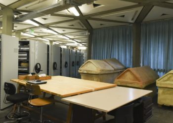 Siracusa. “Un Museo dentro al Museo”, il Paolo Orsi apre al pubblico i suoi depositi