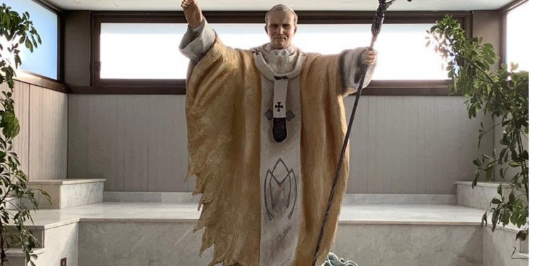 Siracusa. Donata al Santuario una statua che ritrae Giovanni Paolo II