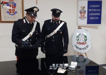 Siracusa. Cocaina e hashish in casa, arrestato un giovane