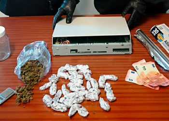 Floridia, nascondeva 100 grammi di marijuana in casa: arrestato dai Carabinieri