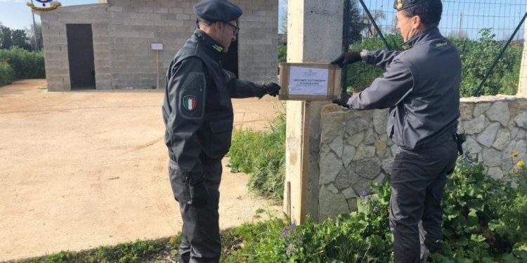 Noto. Le Fiamme Gialle sequestrano beni per 550 mila euro ad un “caminante”