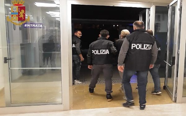 Duplice omicidio nella campagne di Lentini: fermo indiziato per un altro uomo