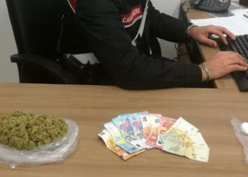 Augusta, sorpresi in auto con cocaina e marijuana: due arrestati dai Carabinieri