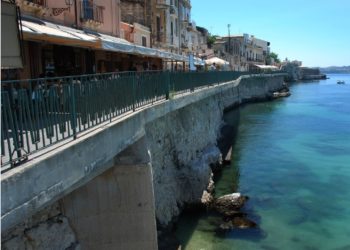 Siracusa. Lungomare Alfeo, oltre due milioni e mezzo e lavori mai iniziati: la denuncia di Vinciullo