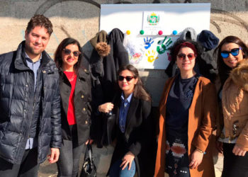 Siracusa, la Consulta Civica inaugura il nuovo “Muro della gentilezza”. De Simone: “provino a spezzare questo”