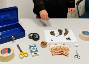 Solarino, droga in casa: ai domiciliari un 32enne