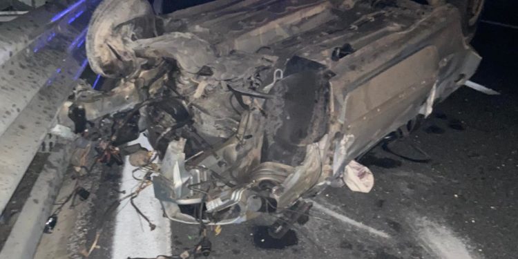 Incidente stradale autonomo sulla Catania -Siracusa: auto cappottata