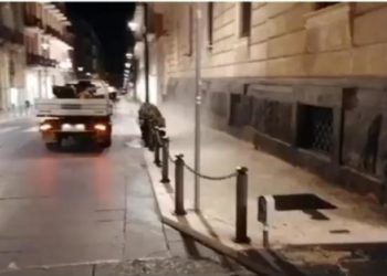Siracusa dice “stop” al Coronavirus con una pulizia straordinaria delle strade