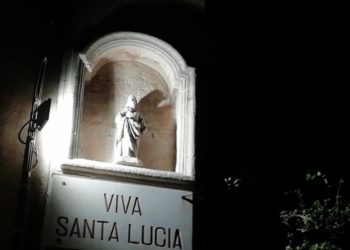 Siracusa, ripristinate e accese alcune edicole votive dedicate a Santa Lucia