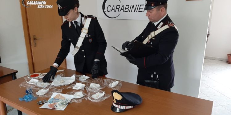 Pachino. Cocaina ed eroina pronte per lo spaccio: arrestata una donna