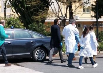 Covid-19. Il Sindaco Italia questa mattina in visita all’Umberto I