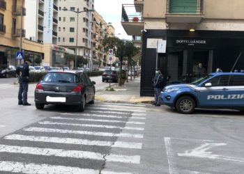 Siracusa. Controlli della Polizia in città, sanzionato un uomo