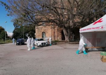 Siracusa. Tampone post isolamento, precedenza a chi dovrà rientrare a lavoro