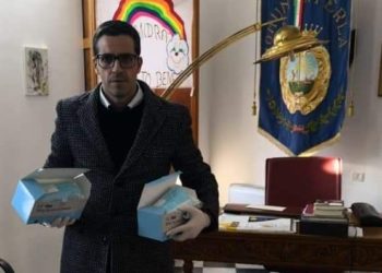 Ferla. Donate mascherine al PTA di Palazzolo, alla Guardia Medica e ai medici