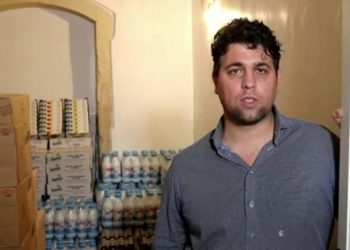VIDEO-Consulta Civica Siracusa, De Simone: “ricevuti oltre 3 tonnellate di prodotti alimentari”