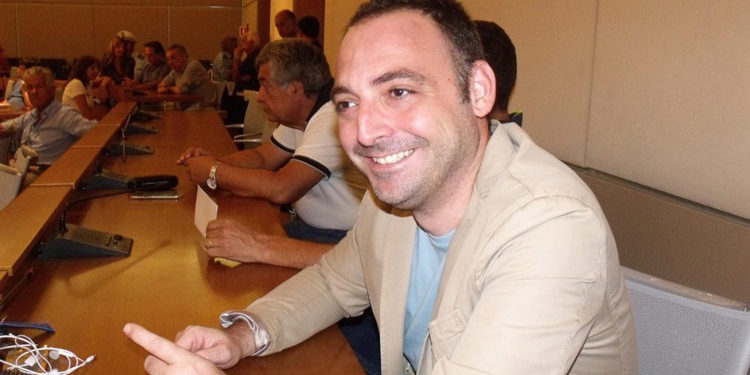 Siracusa, verso la fase due dell’emergenza Covid-19. Tota: “venga introdotto l’obbligo di indossare mascherine nei luoghi pubblici”