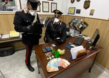 Rosolini. Coppia deteneva droga in casa, arrestati