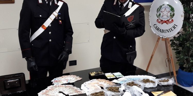 Siracusa. Trovato in possesso di eroina e hashish, arrestato