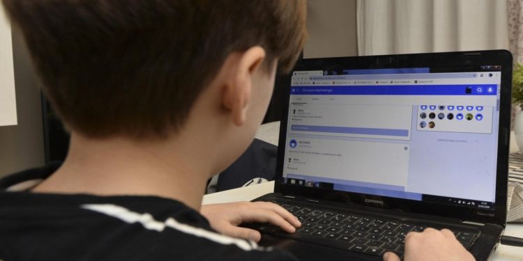 Siracusa, coronavirus e la didattica a distanza: il report di Unione degli Studenti