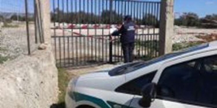 Polizia provinciale, sequestrata una discarica abusiva: deferito autore del reato