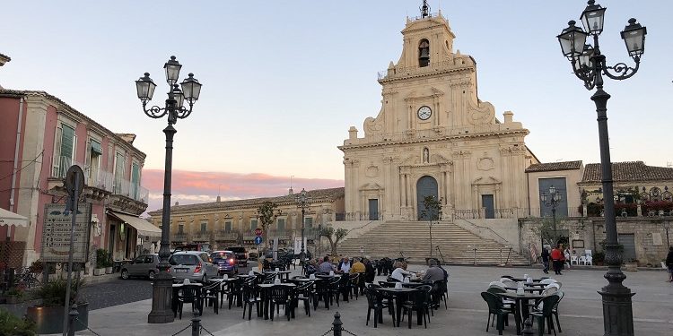 Coronavirus, nella fase 2 Palazzolo diventa “Città Aperta”: il sindaco concede spazi pubblici gratis e per l’intera stagione