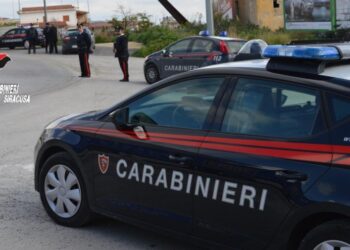 Rosolini, al termine di una lite ferisce il marito con un coltello: denunciata