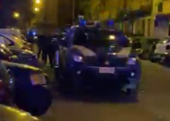 Siracusa, pacco bomba su un’auto: ordigno disinnescato dagli artificieri