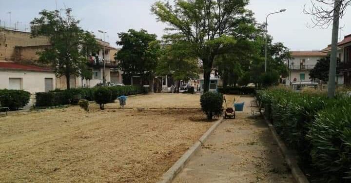 Priolo Gargallo, continuano gli interventi di manutenzione delle aree verdi