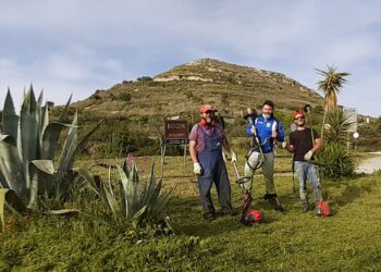 Diserbo del centro abitato,  a Buscemi assessore e consiglieri all’opera