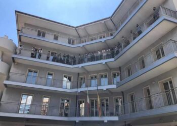 Siracusa. Vertenza Ideal Service, i lavoratori occupano l’ufficio tributi