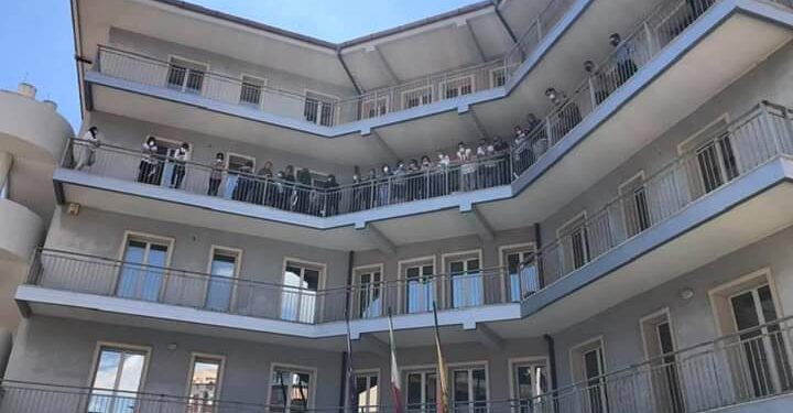 Siracusa. Vertenza Ideal Service, i lavoratori occupano l’ufficio tributi