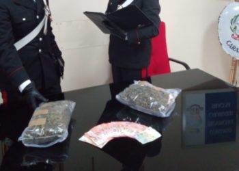 Siracusa, sorpresi in auto con oltre 1 chilo di droga: arrestati dai Carabinieri