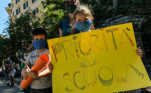 “Basta tagli alla formazione”: sit-in Cobas Scuola all’Ust di Siracusa per mercoledì 11 maggio