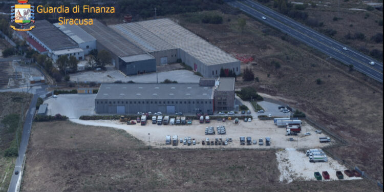 Operazione “Gold Trash”, scoperta rete di società per frodare lo Stato: arresti e sequestri