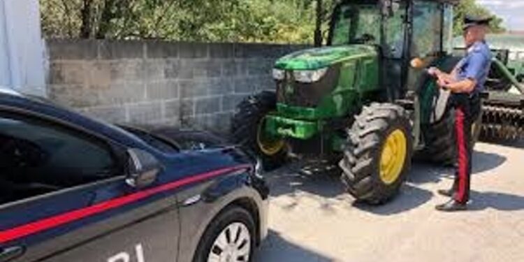 Villasmundo, estorsione ai danni di un imprenditore agricolo: arrestati in tre