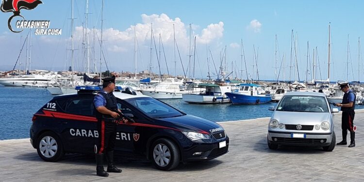 Noto. Ricercato da un anno per scippo ed estersione era fuggito all’estero: arrestato